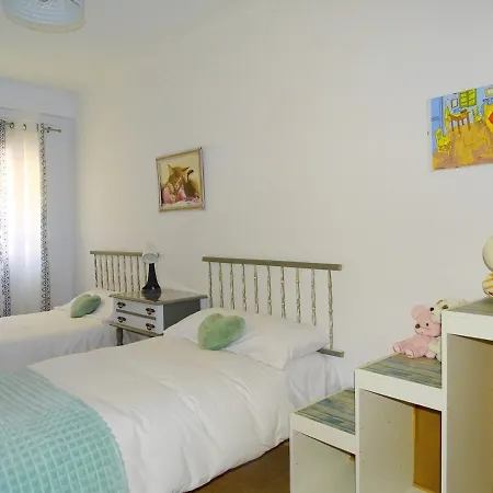 Ideal Familias, A Pasos De La Estacion De Tren Apartament Sewilla